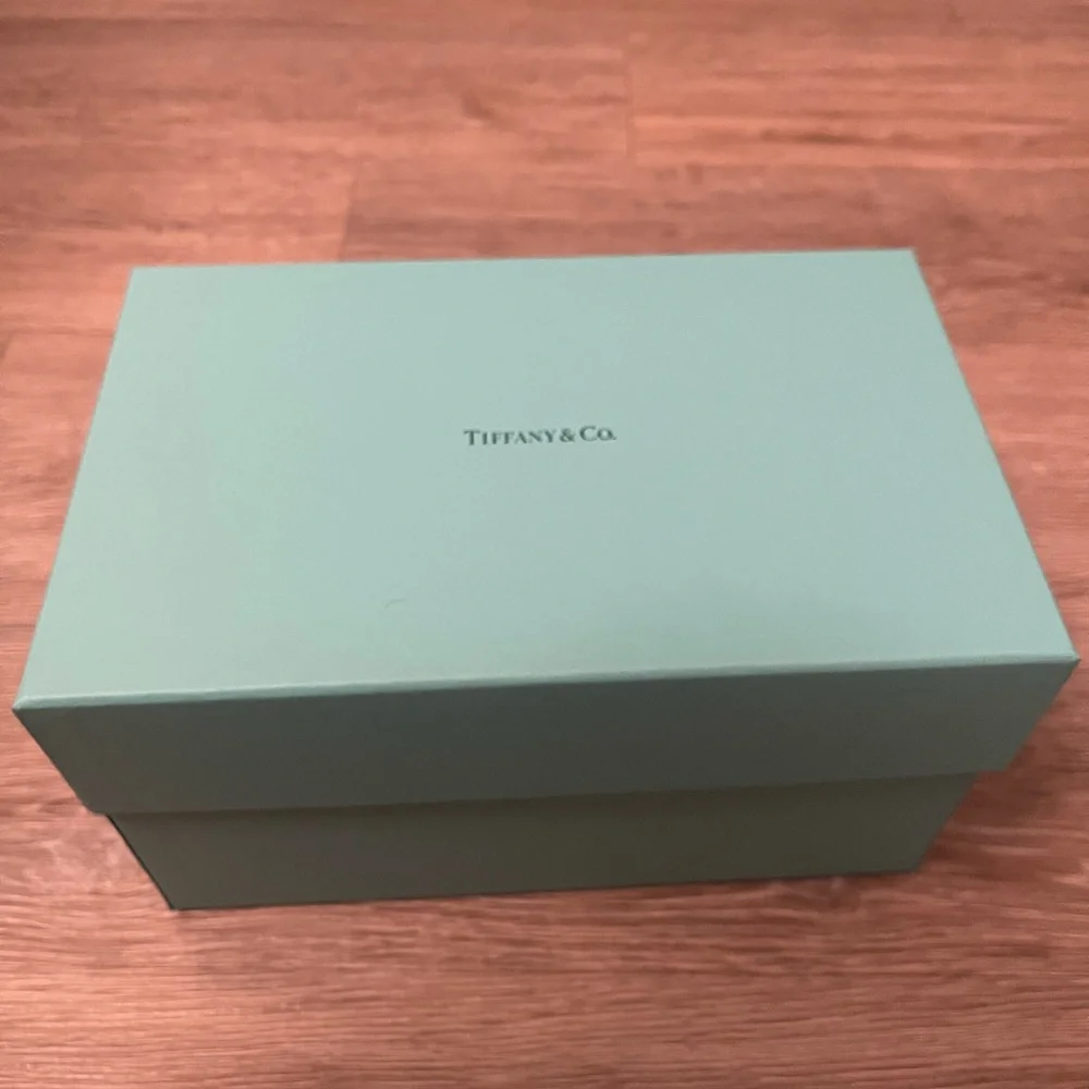 NEW TIFFANY BLUE BOX AND BAG - Picture 4 of 5